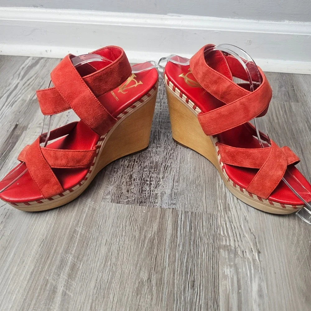 VC Signature Lene Wedge Sandals Women 8.5 Red Suede Wood Platform 70s Boho